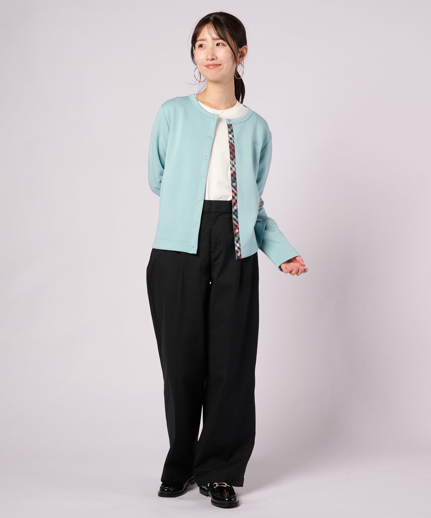 カットポンチ コンパクトカーデ