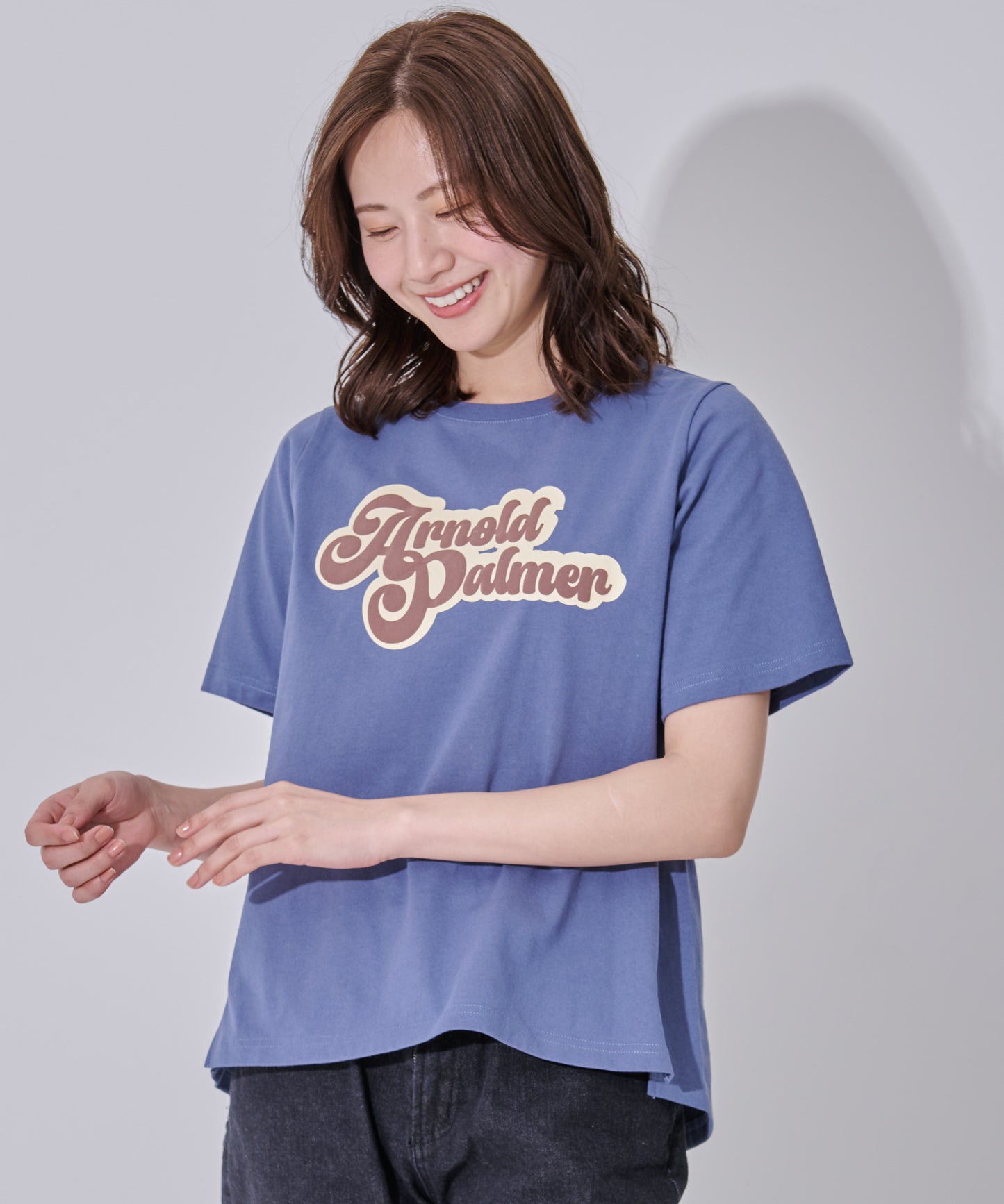 ビッグロゴプリントＴシャツ