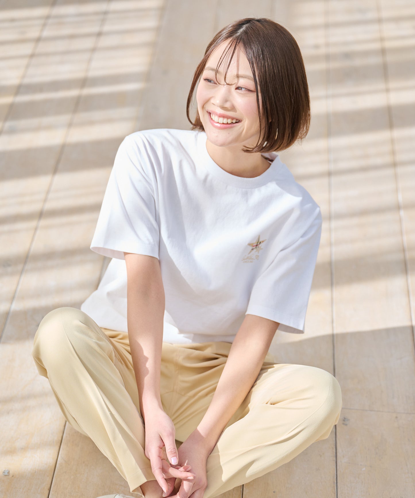 スターモチーフシェアTシャツ