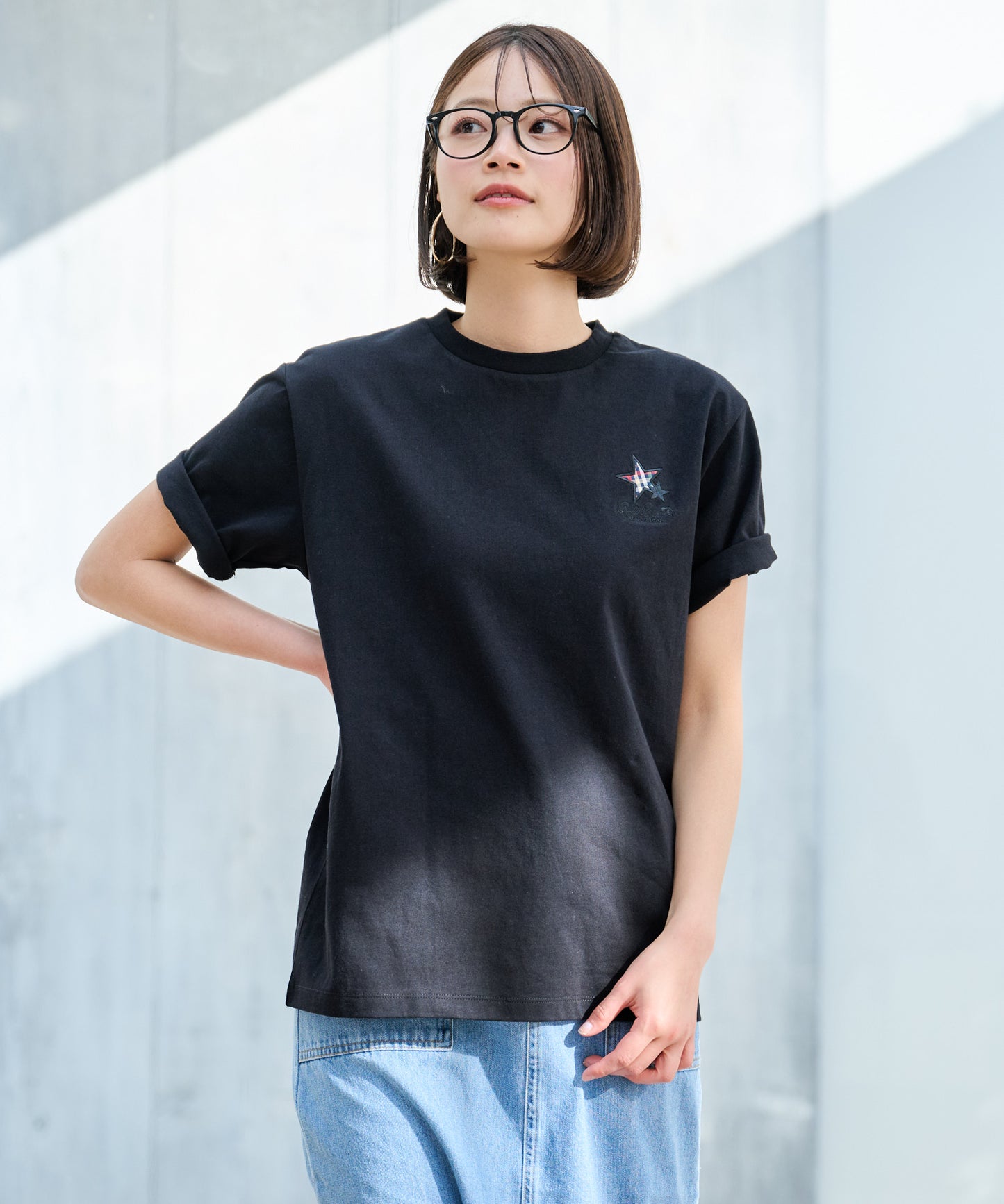 スターモチーフシェアTシャツ