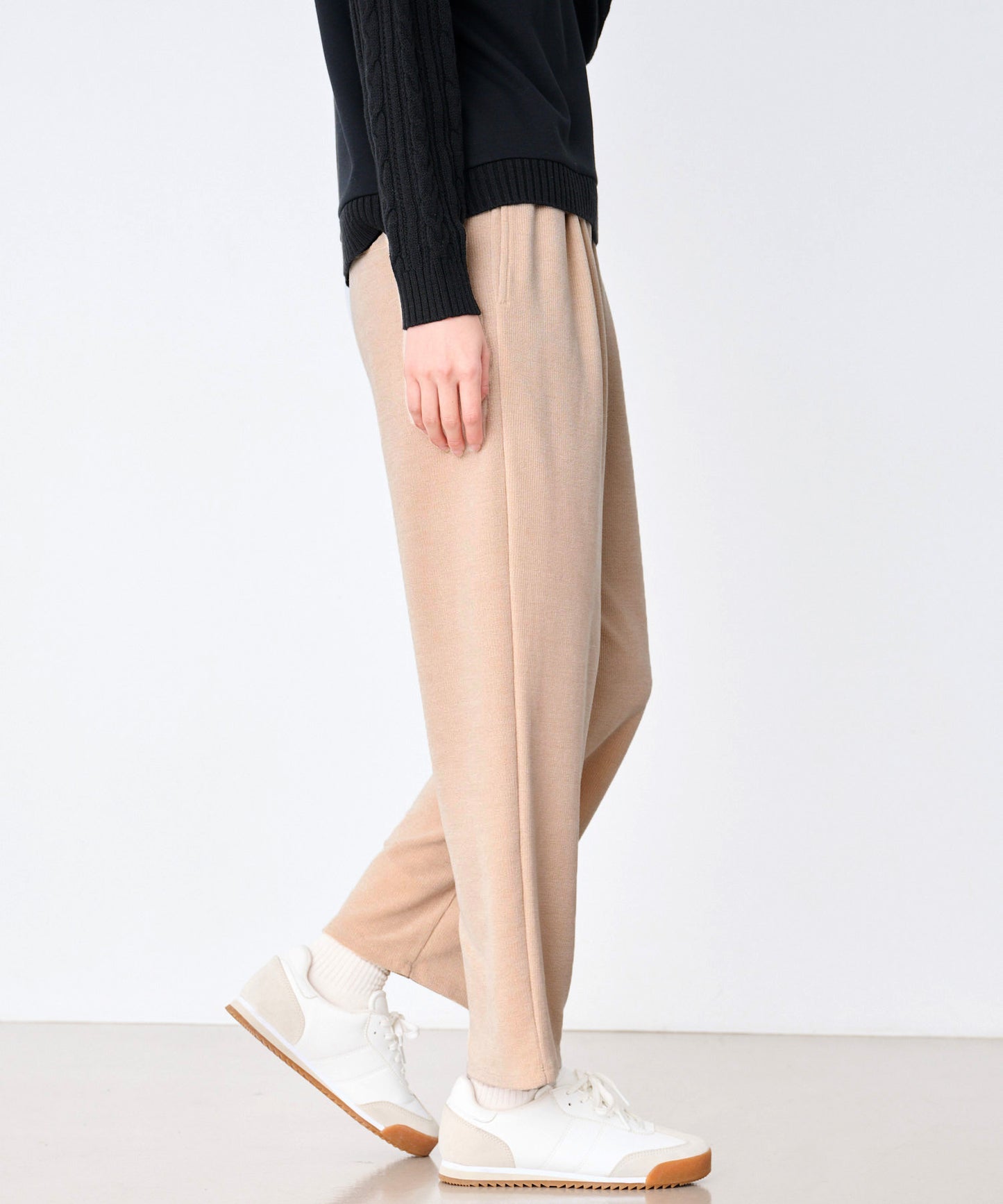 ふんわリッチ ストレート イージーパンツ