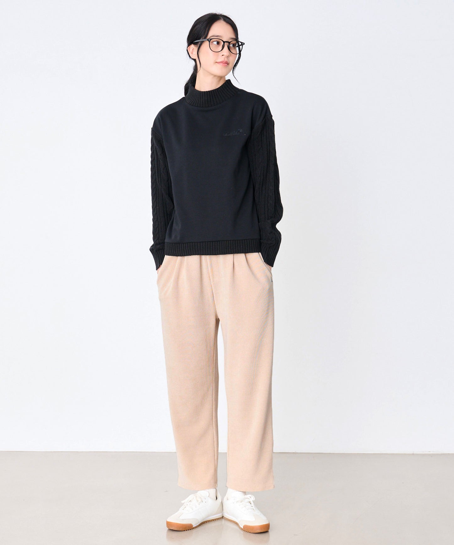 ふんわリッチ ストレート イージーパンツ