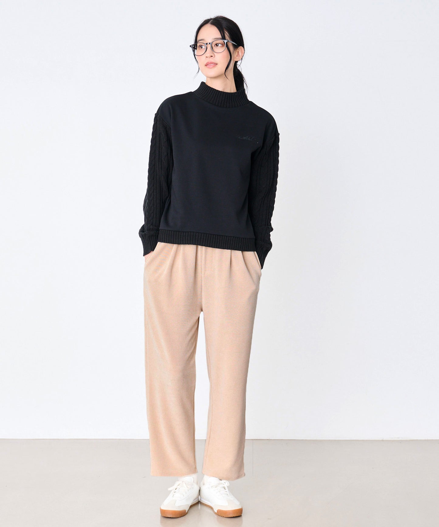 ふんわリッチ ストレート イージーパンツ