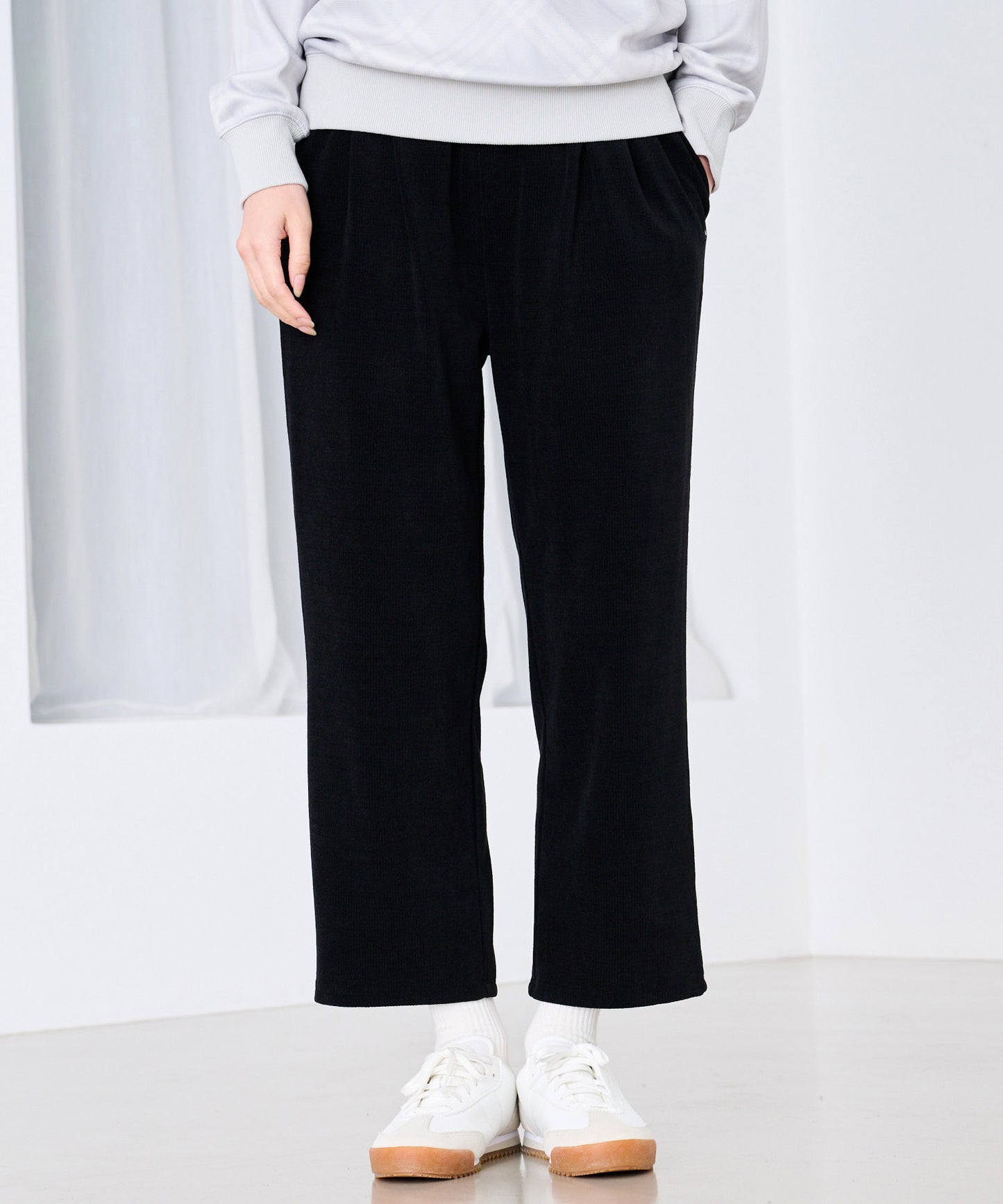 ふんわリッチ ストレート イージーパンツ