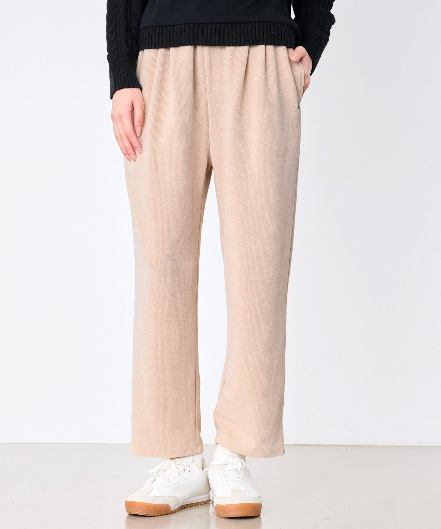ふんわリッチ ストレート イージーパンツ