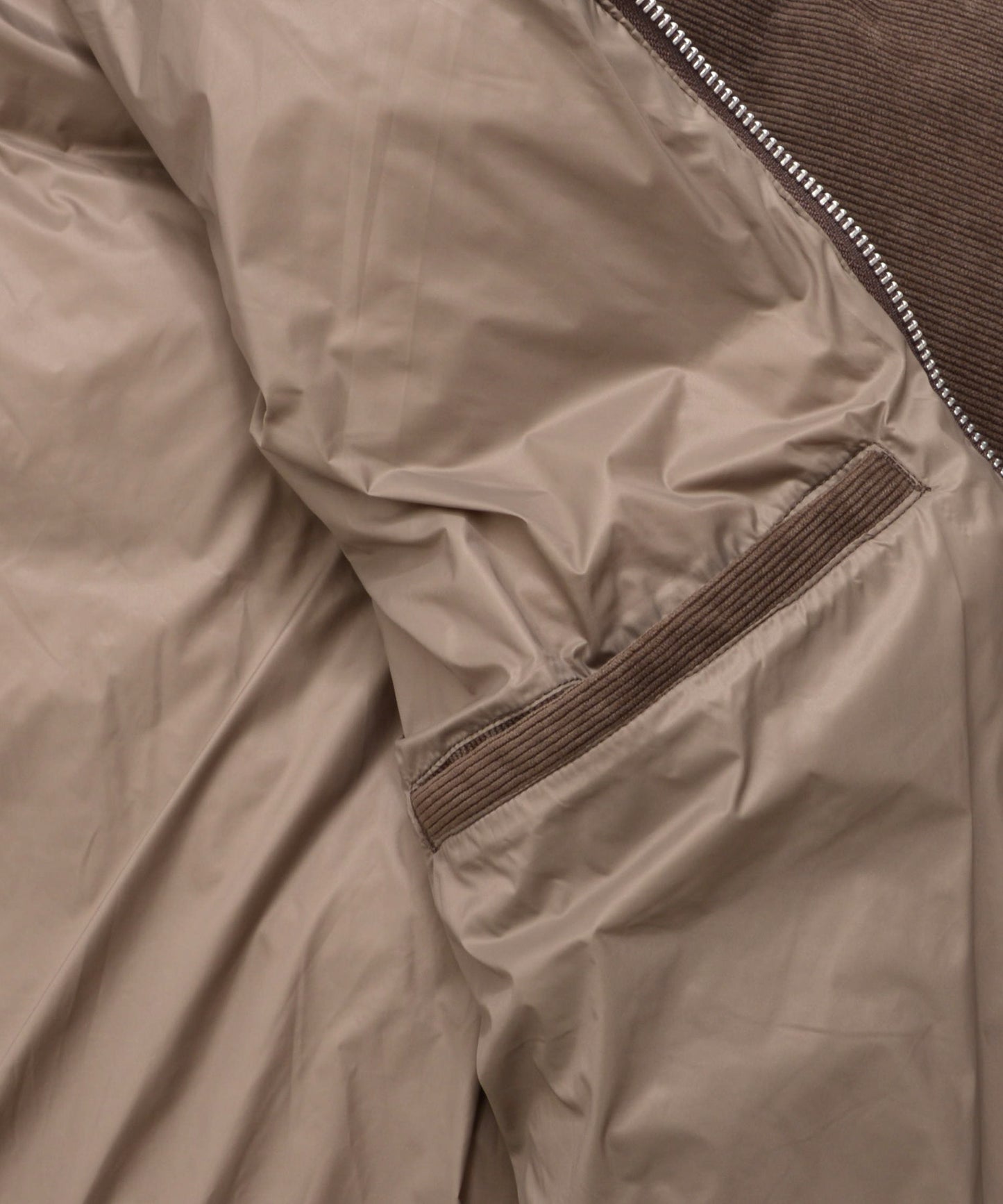 【予約】2WAY シェア コーデュロイ ダウンジャケット