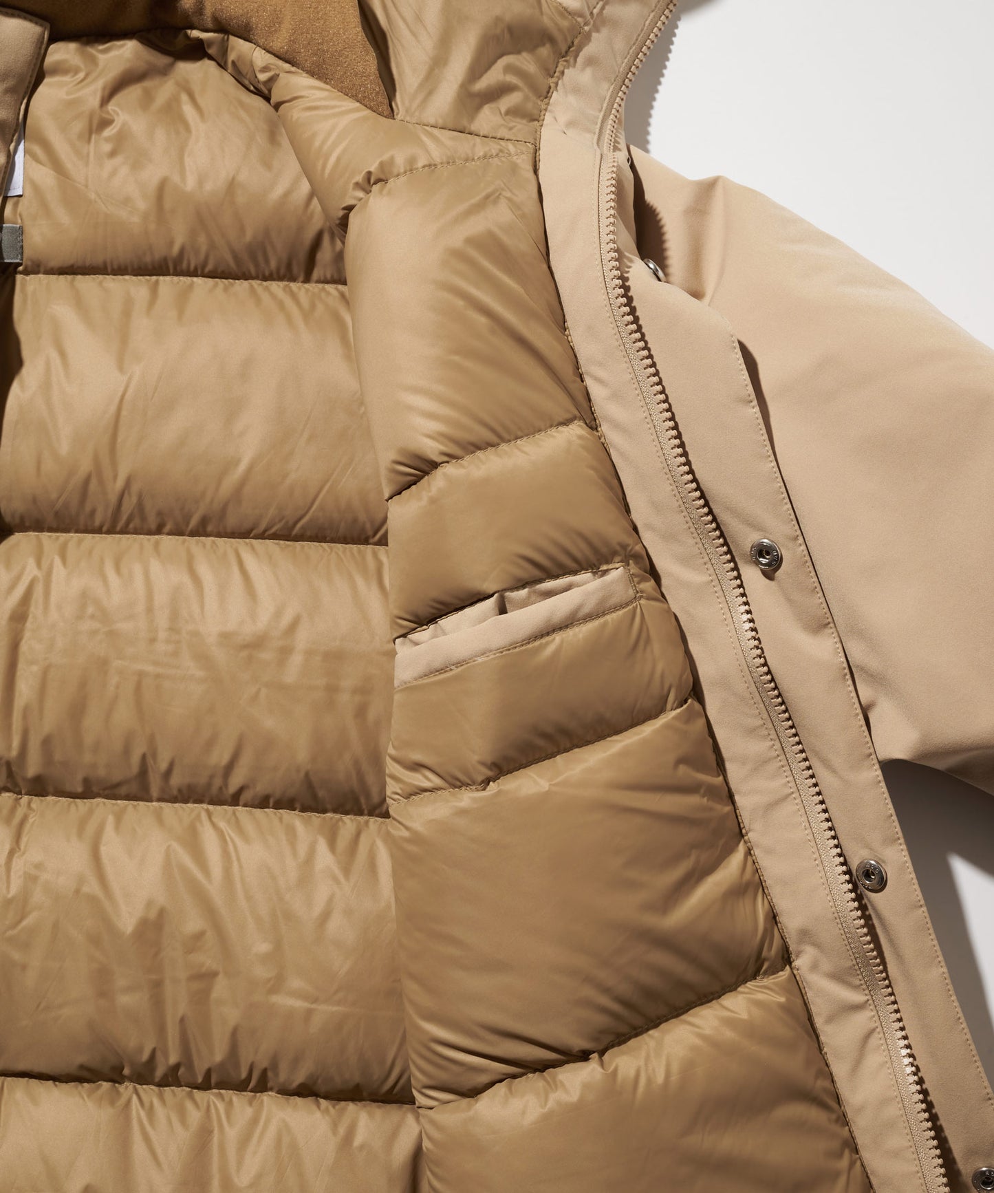 アンブレラスペック シェア フーデッド ダウンジャケット