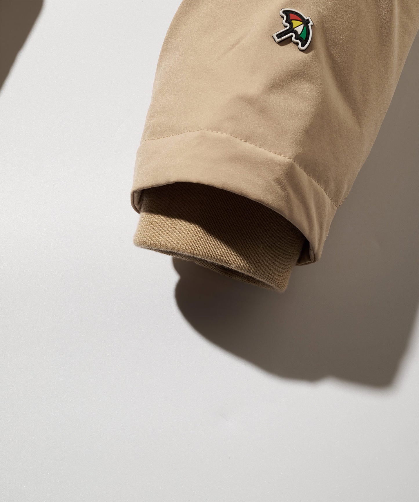 アンブレラスペック シェア フーデッド ダウンジャケット