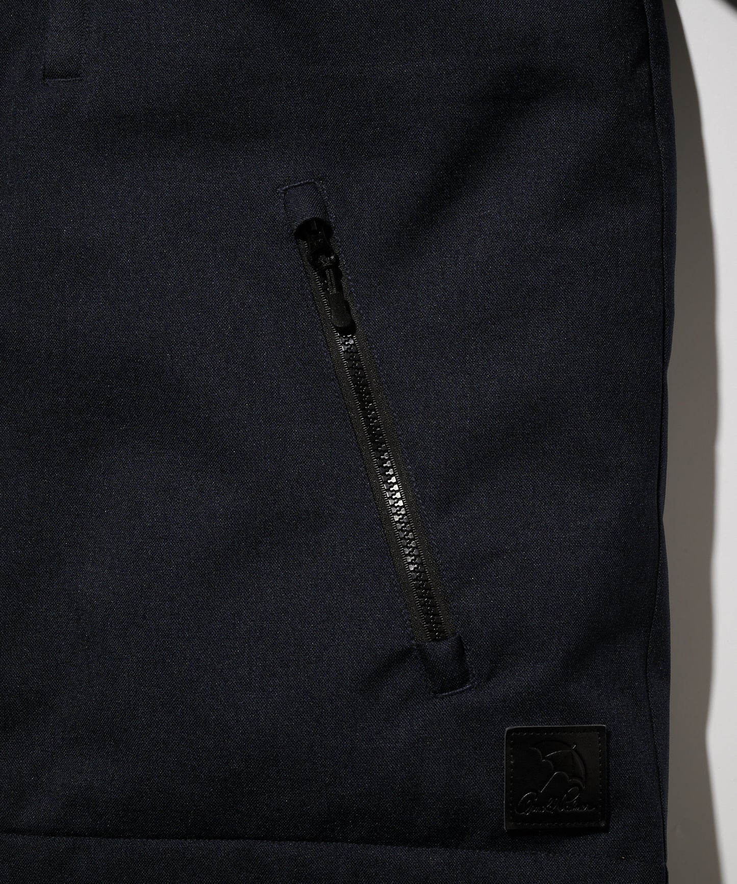 アンブレラスペック フードダウンジャケット