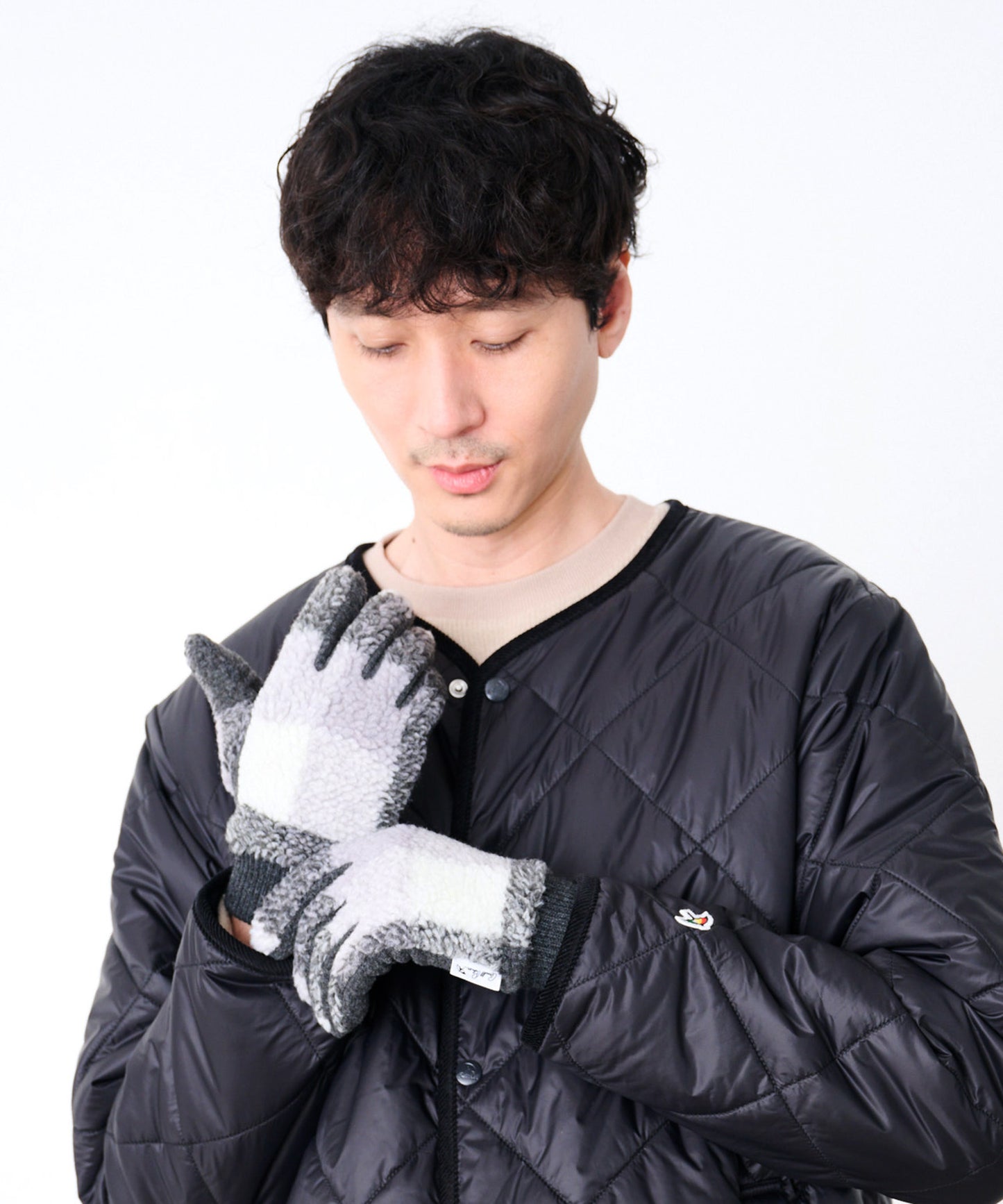 チェックボア グローブ