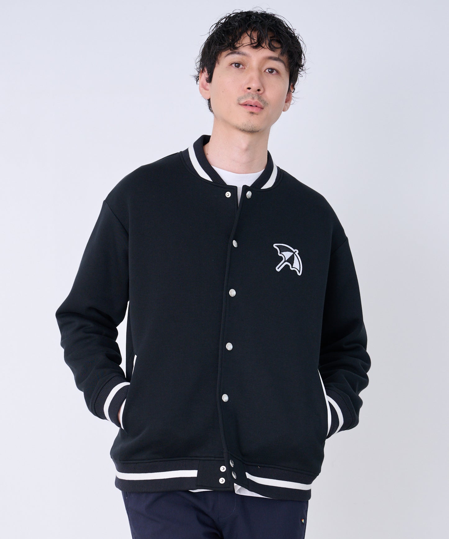 ダンボールニット シェア スタジアムジャンパー