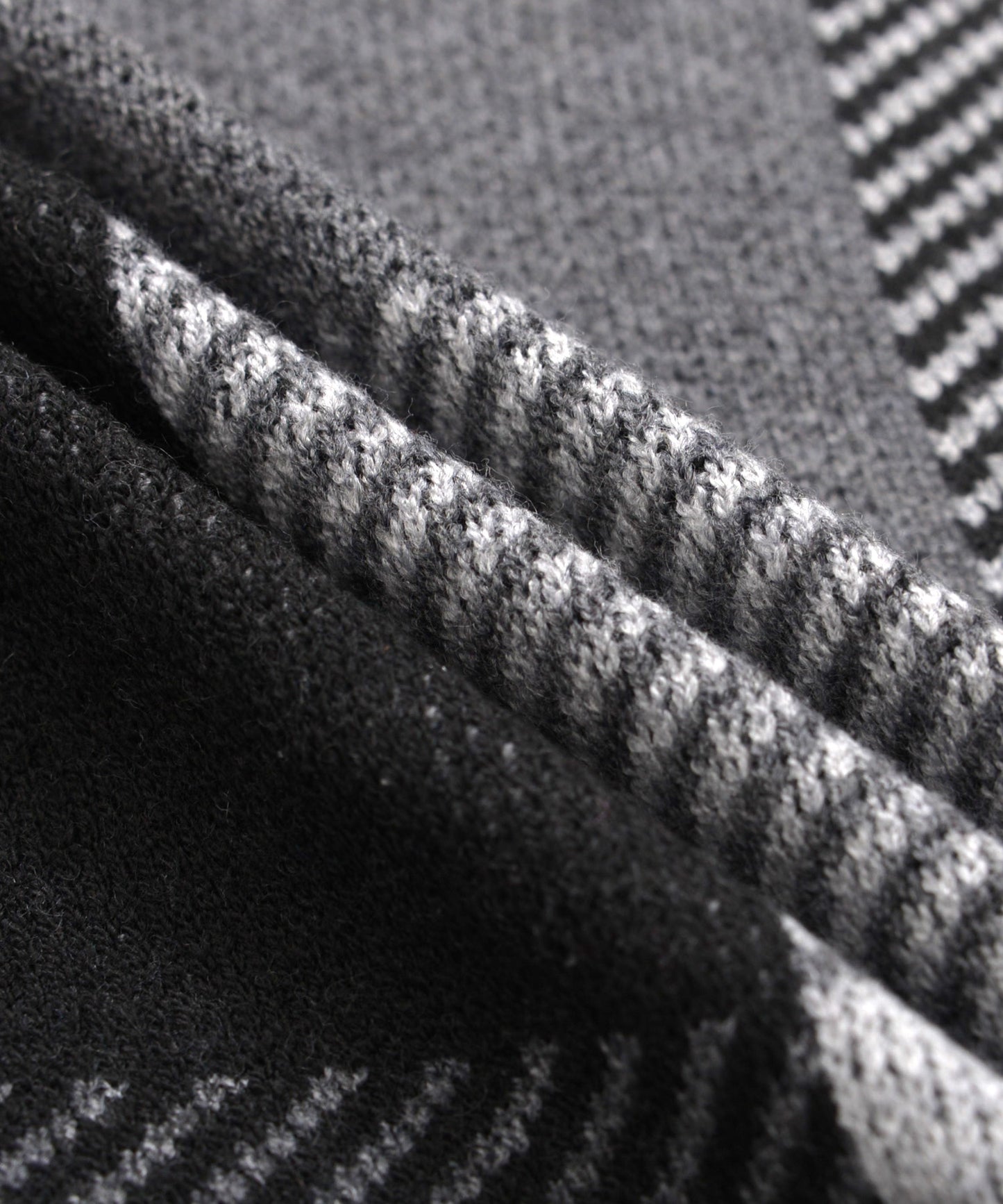 ジャガードチェック ニットプルオーバー