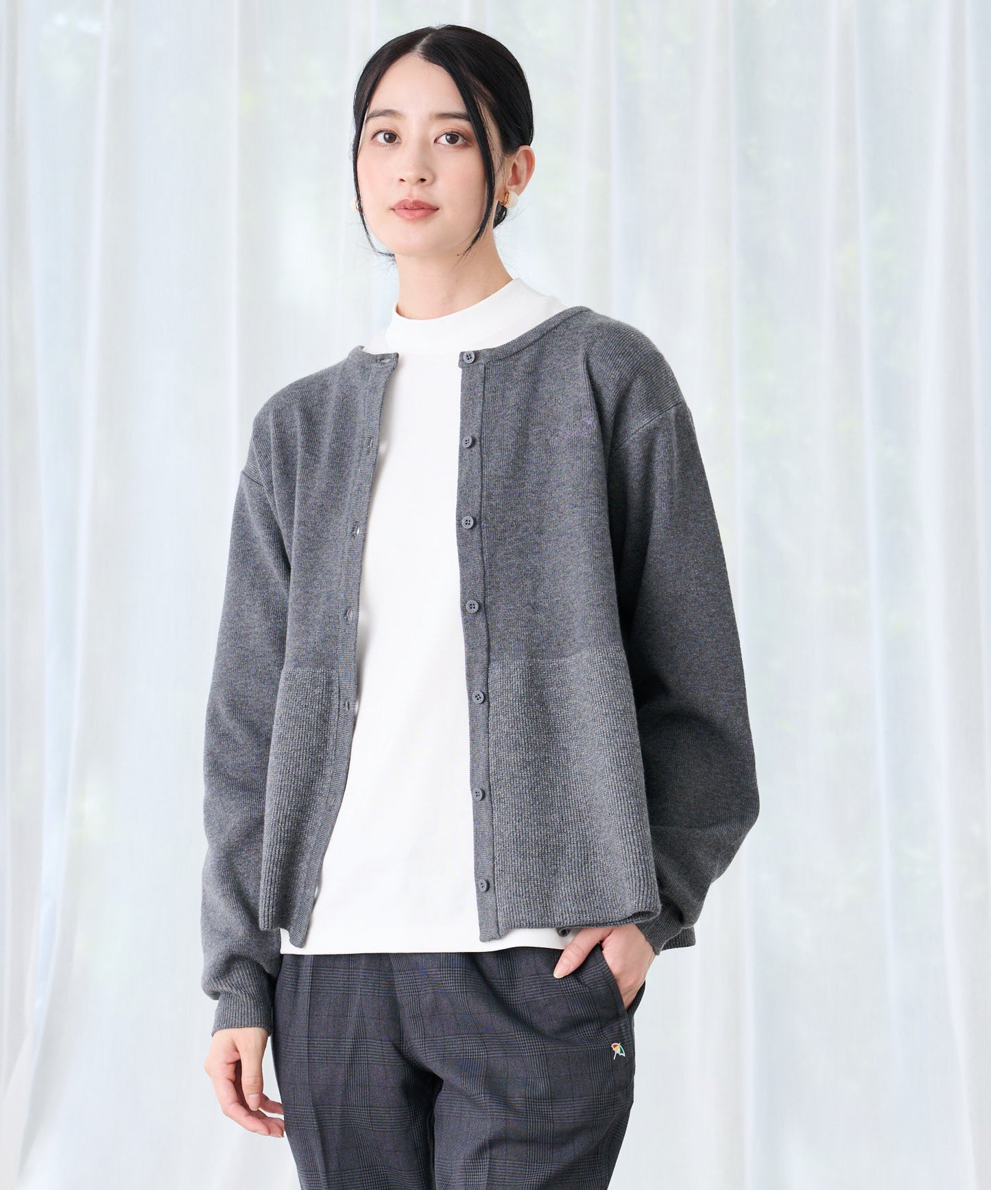 ぺプラムシルエット ニットカーデ