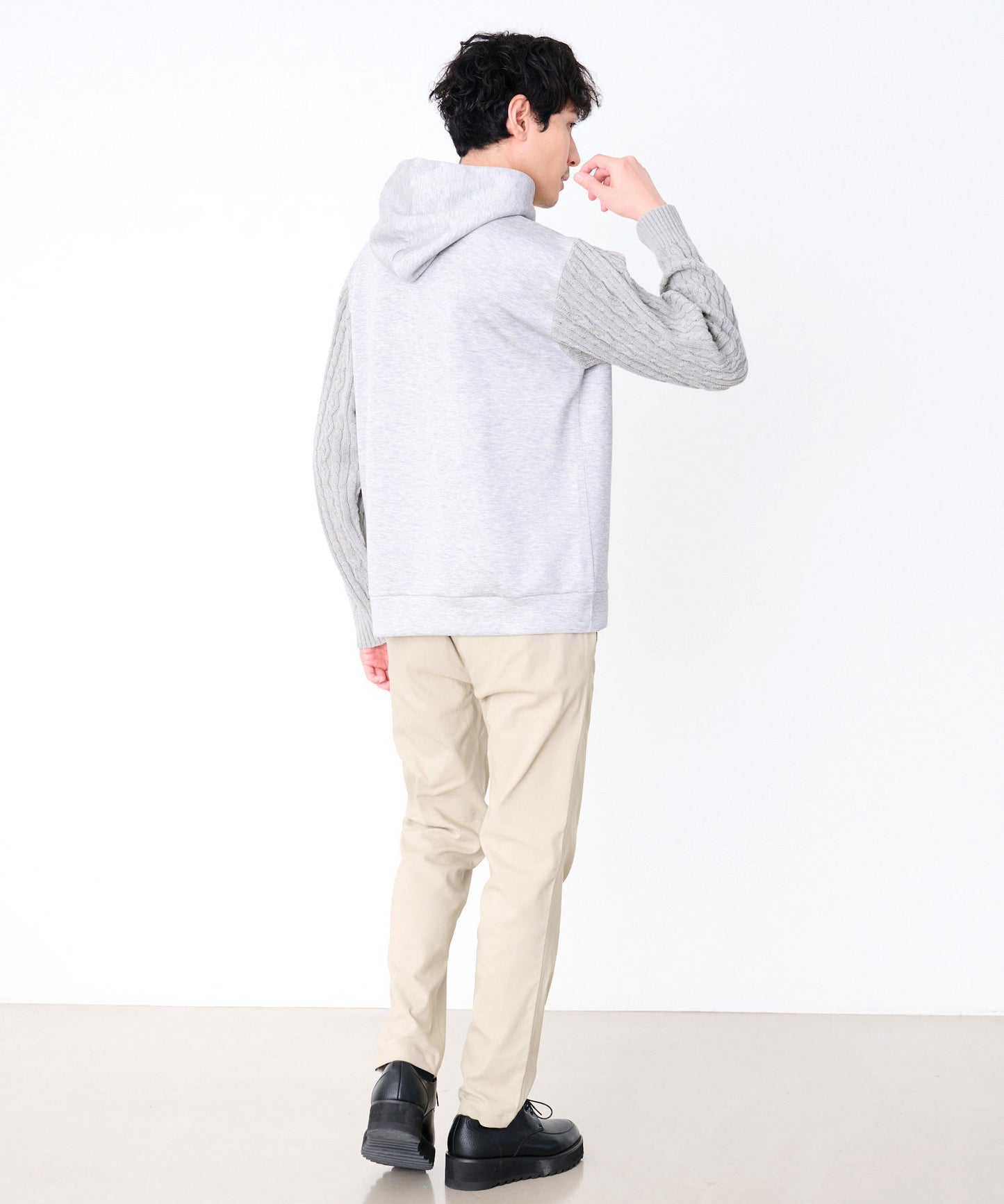 スウェット×ニット シェア ドッキングフーディ