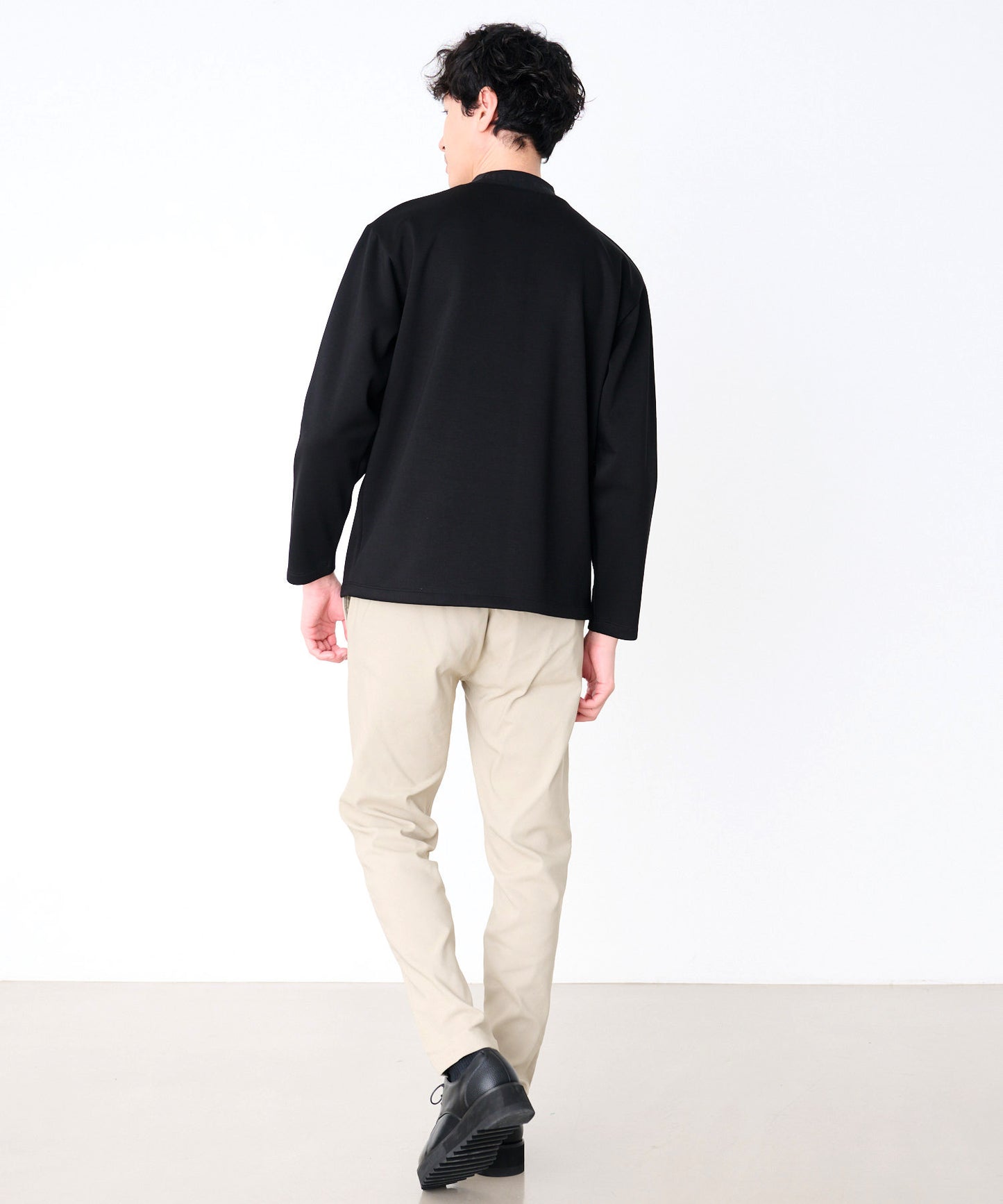 シルキーダンボールニット シェア ロゴプルオーバー