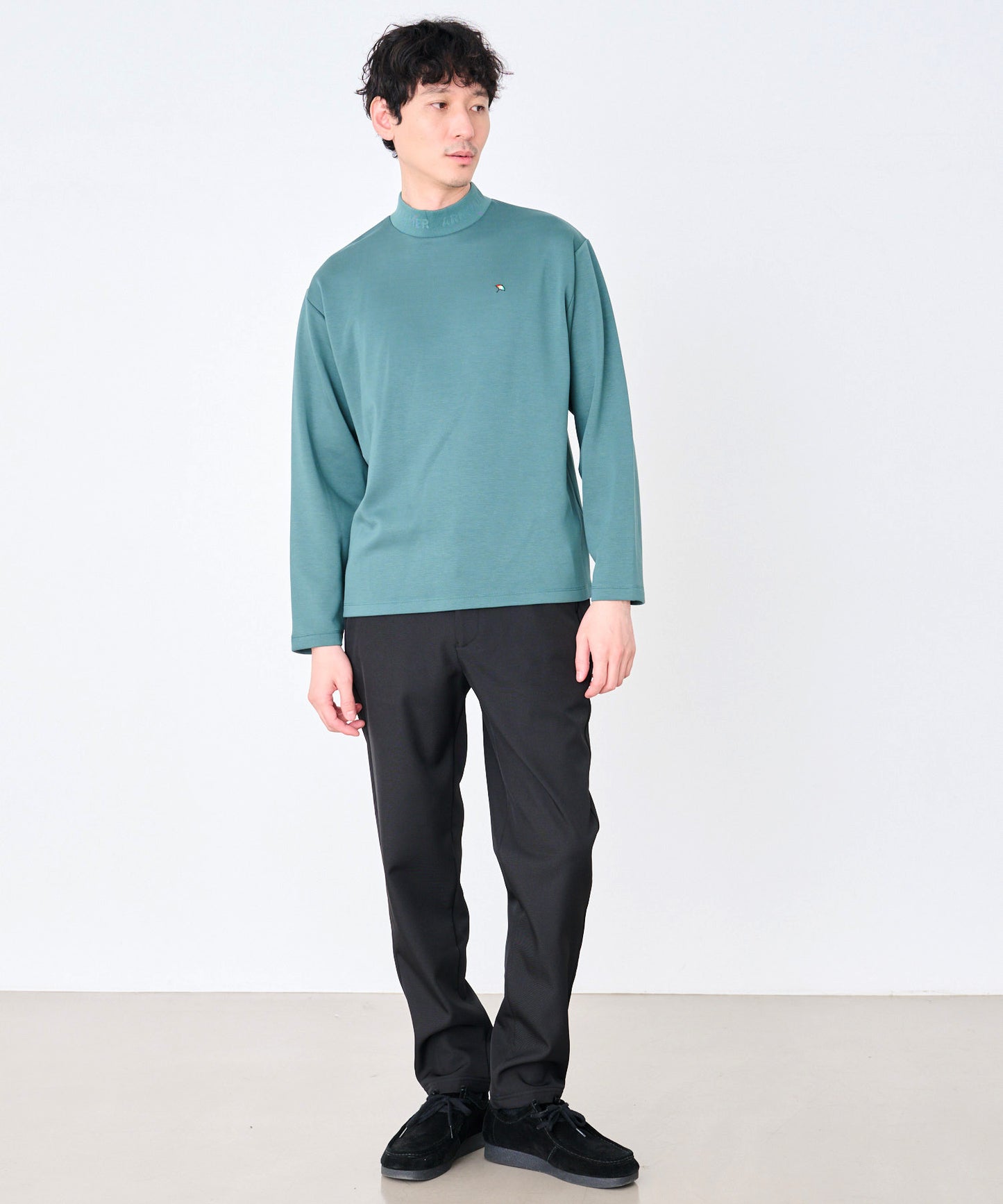 シルキーダンボールニット シェア ロゴプルオーバー