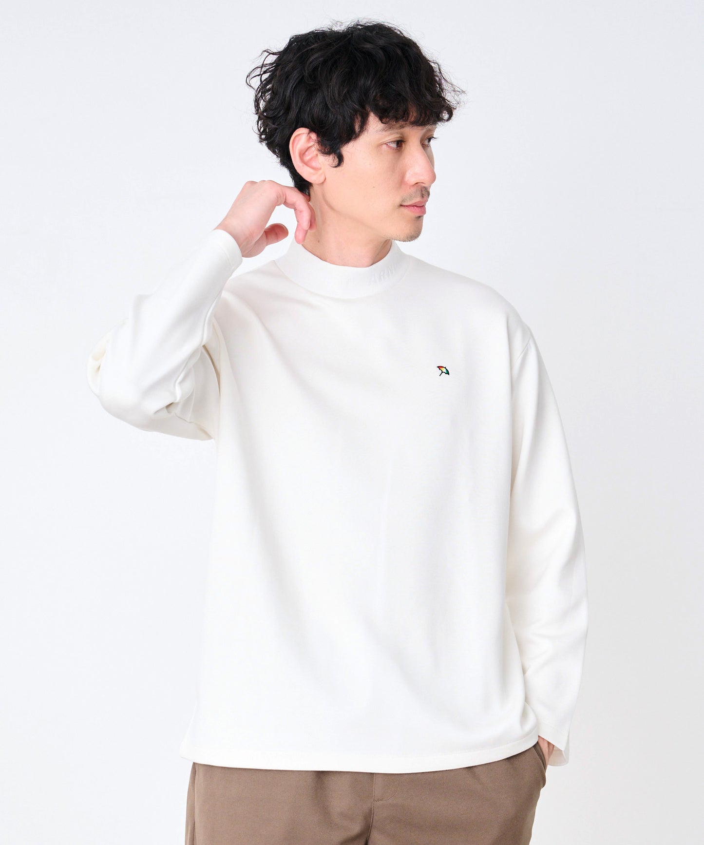 シルキーダンボールニット シェア ロゴプルオーバー