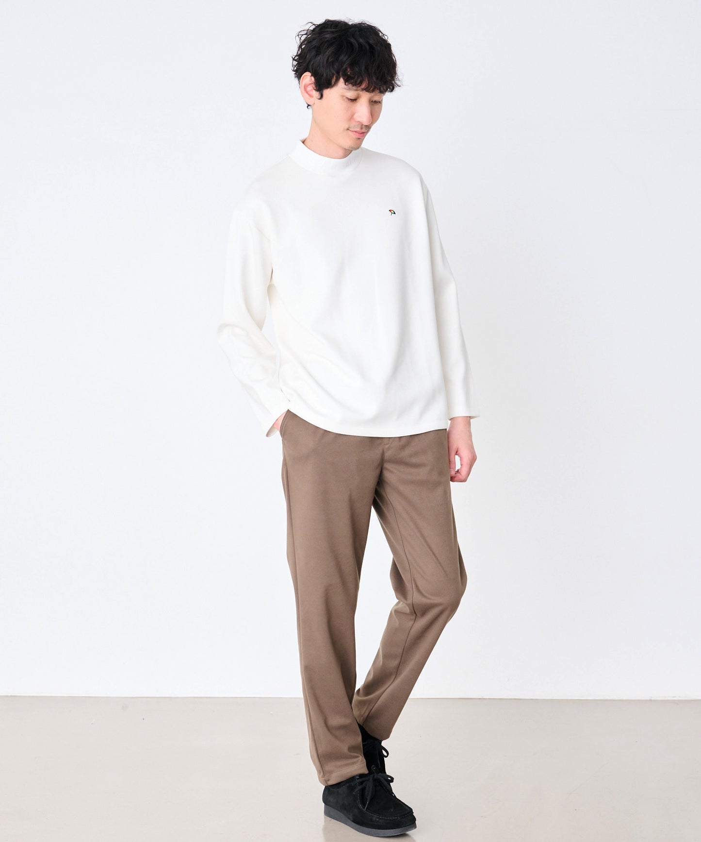 シルキーダンボールニット シェア ロゴプルオーバー