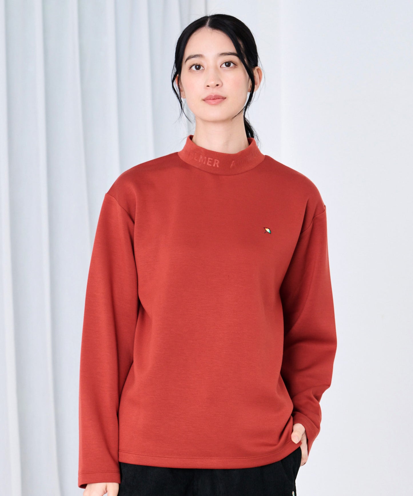 シルキーダンボールニット シェア ロゴプルオーバー