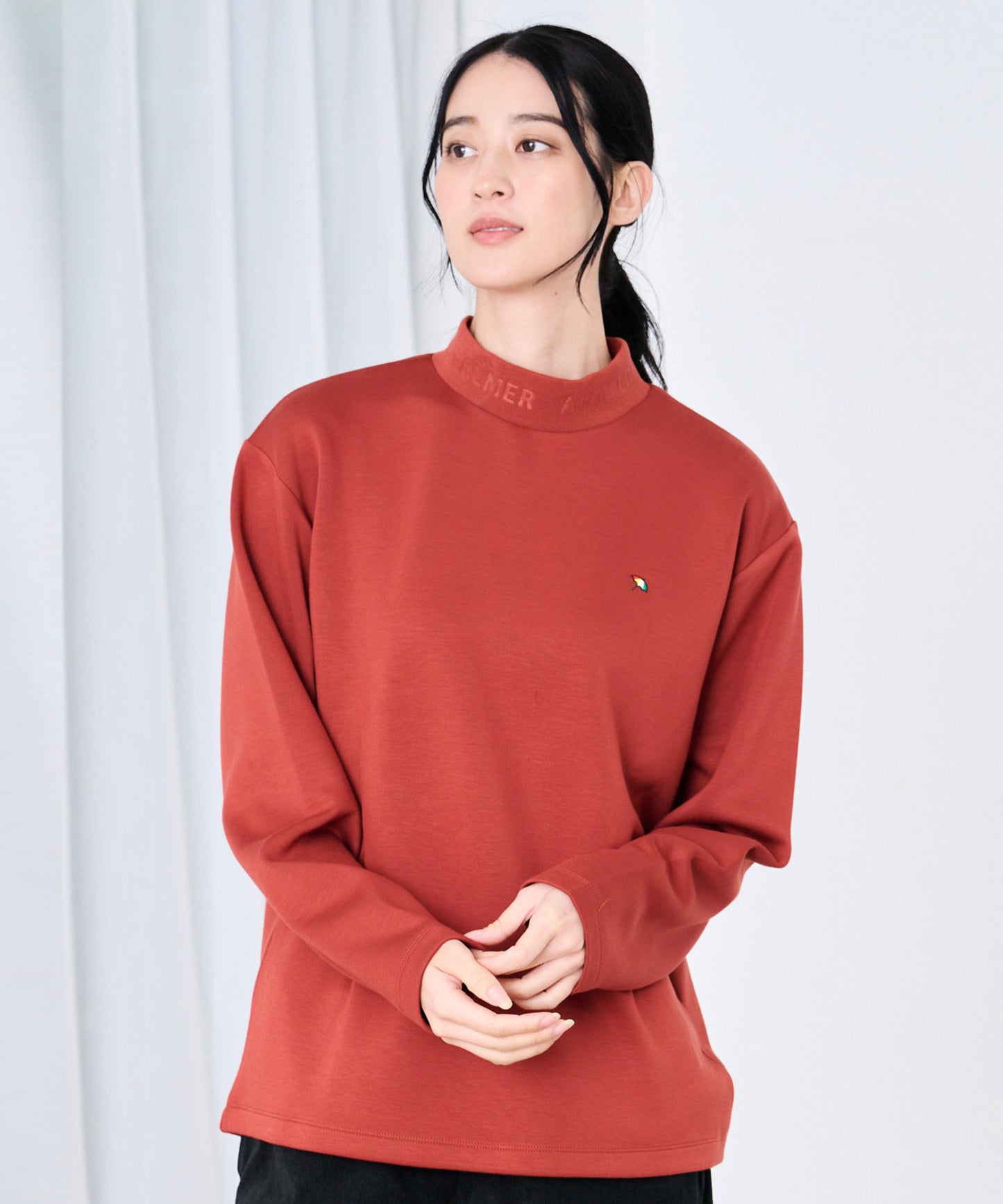 シルキーダンボールニット シェア ロゴプルオーバー