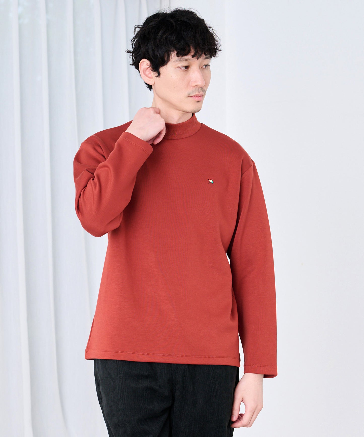 シルキーダンボールニット シェア ロゴプルオーバー