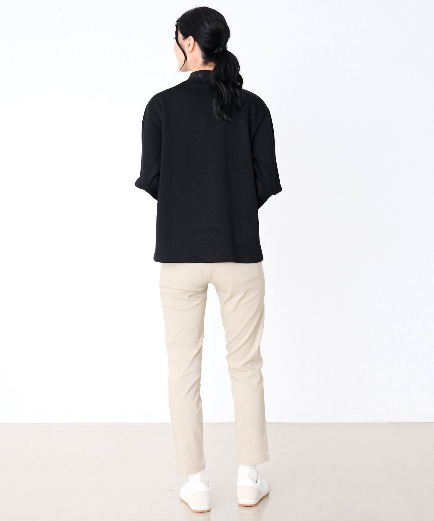 シルキーダンボールニット シェア ロゴプルオーバー