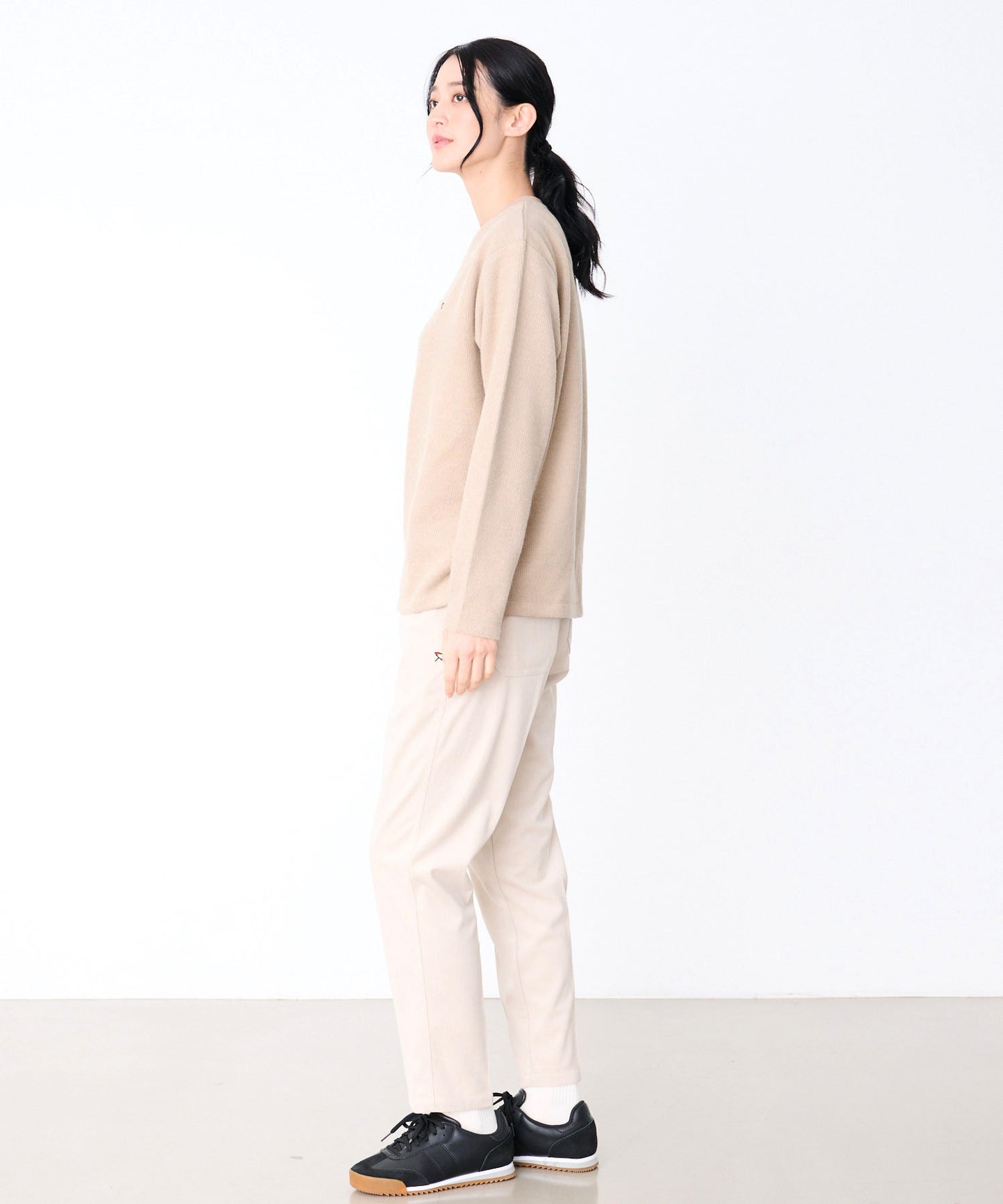 サカリバ シェア プルオーバー