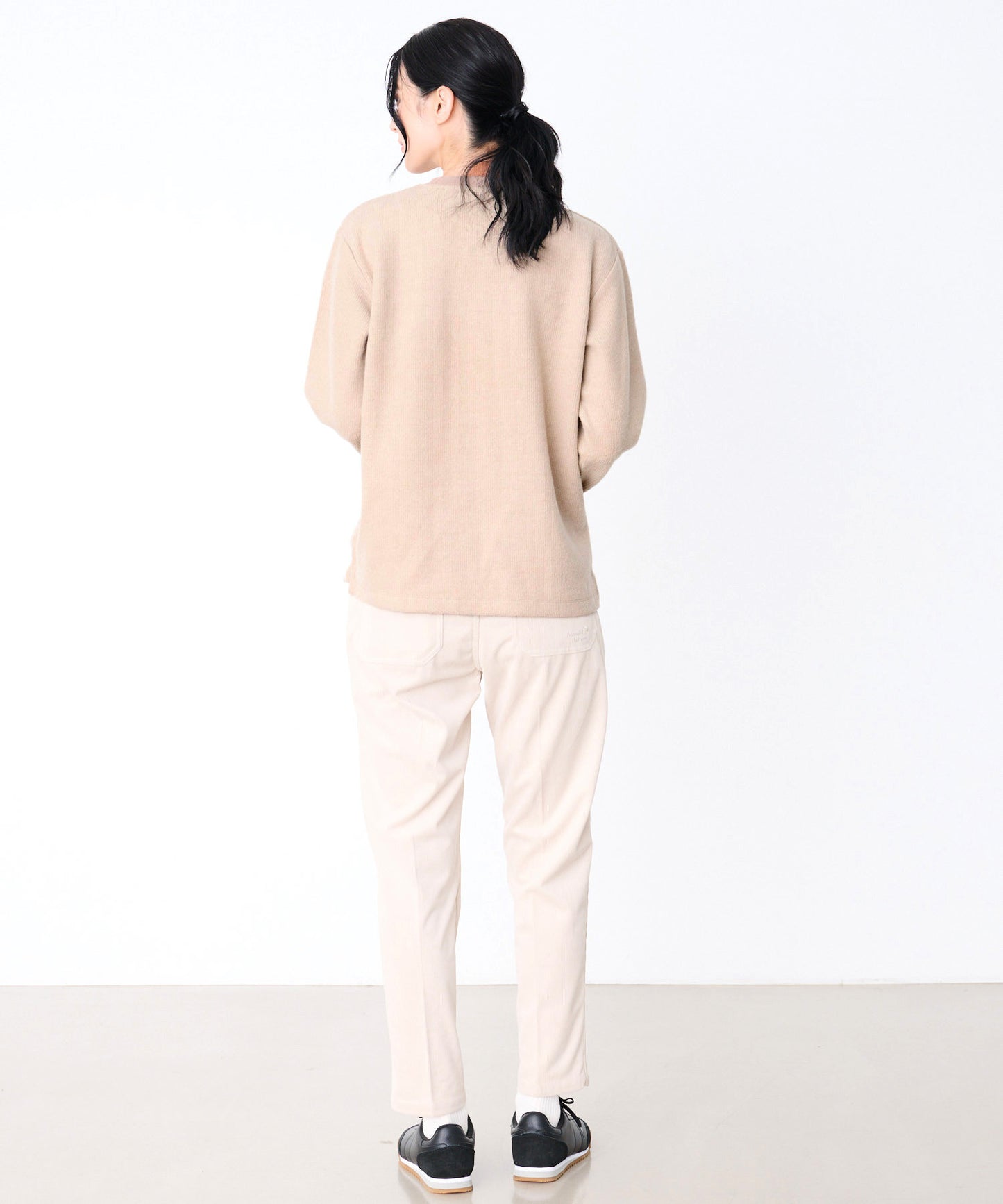 サカリバ シェア プルオーバー