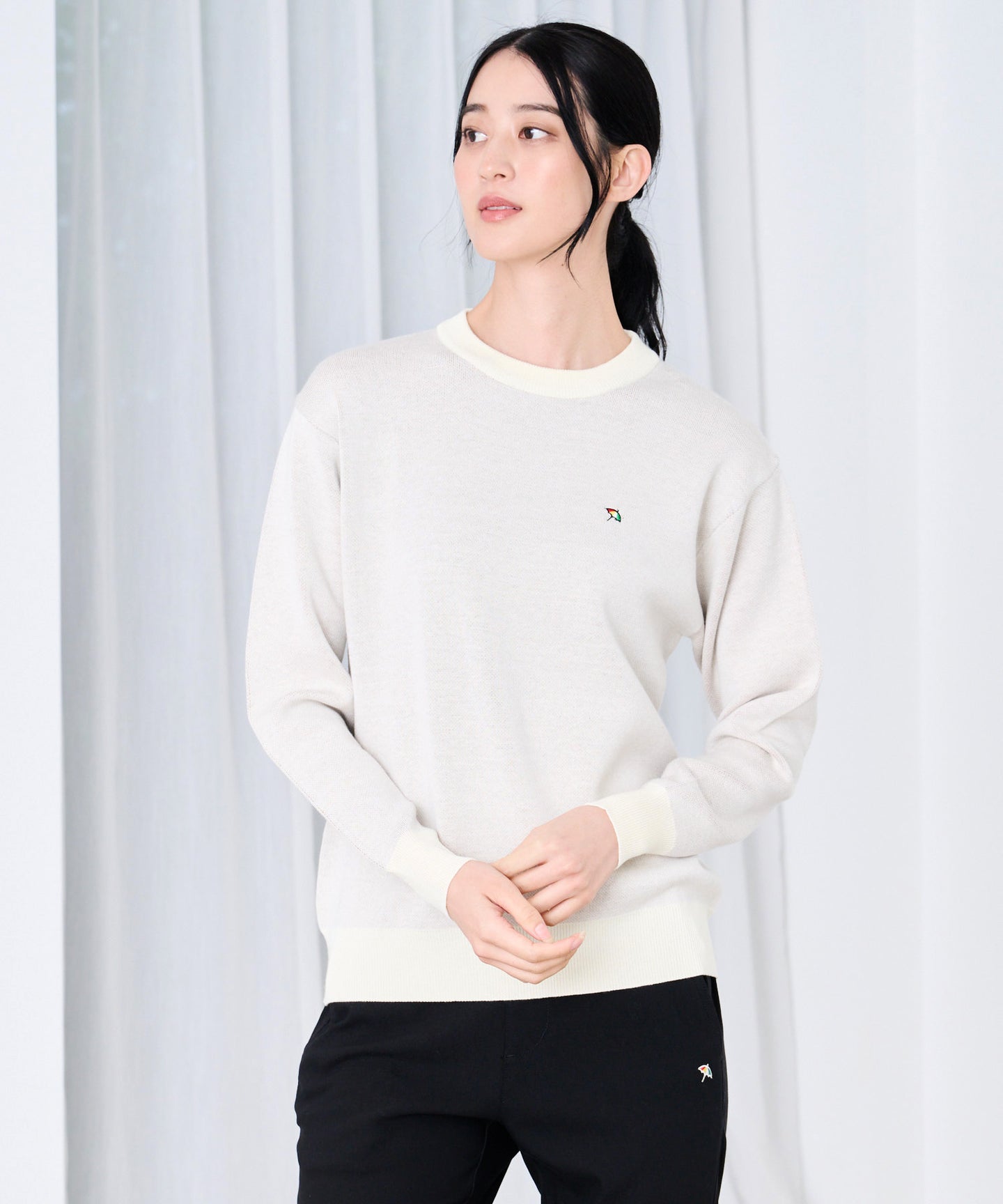 ジャガードロゴニット プルオーバー アイボリー