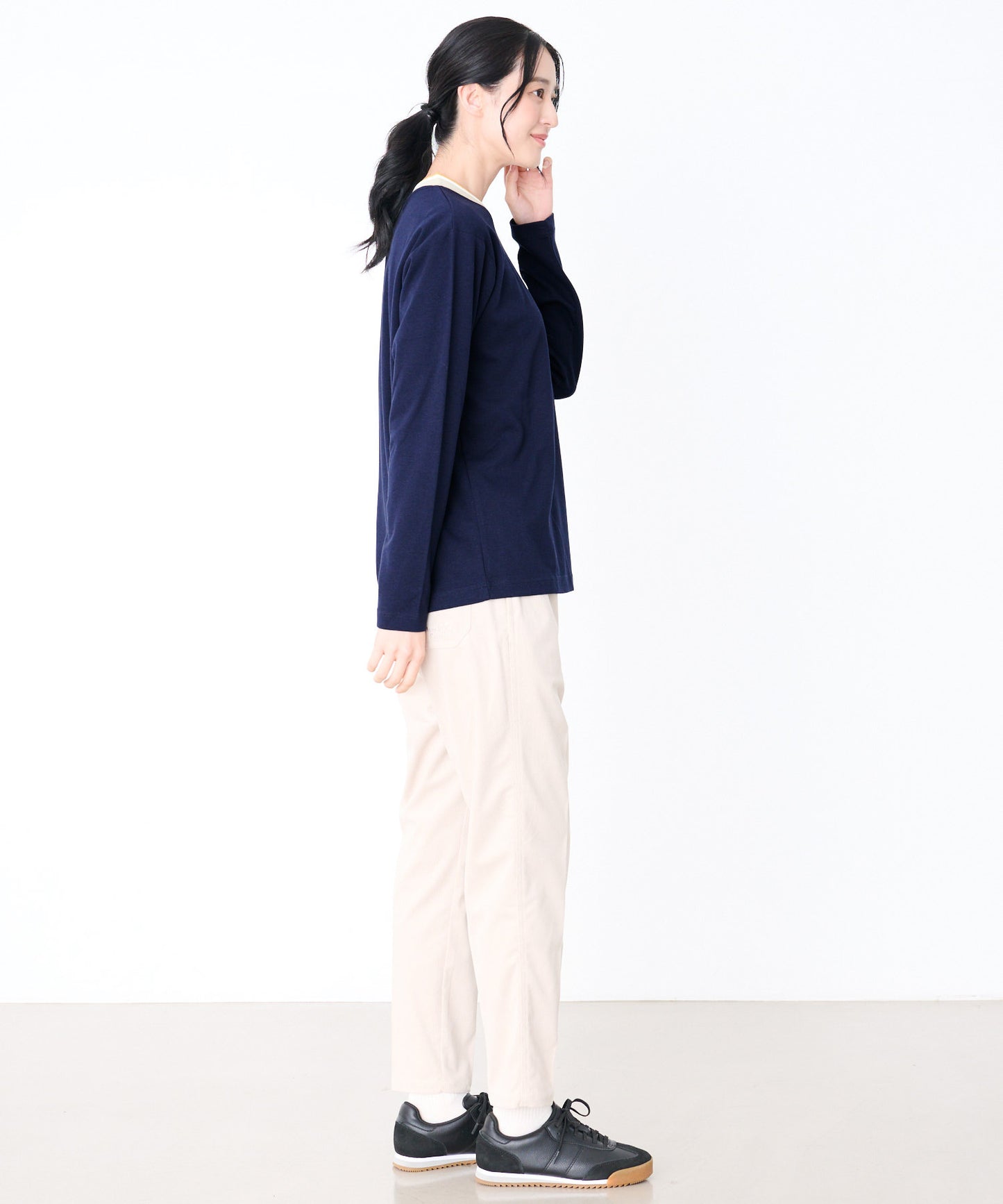 【予約】シェア カラ―リブライン Vネック ロングスリーブTシャツ