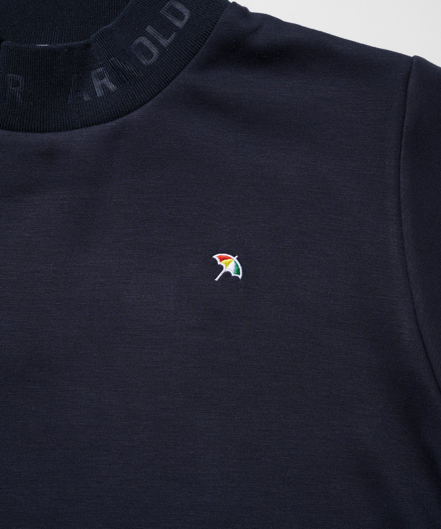 衿エンボスロゴ ワンピース