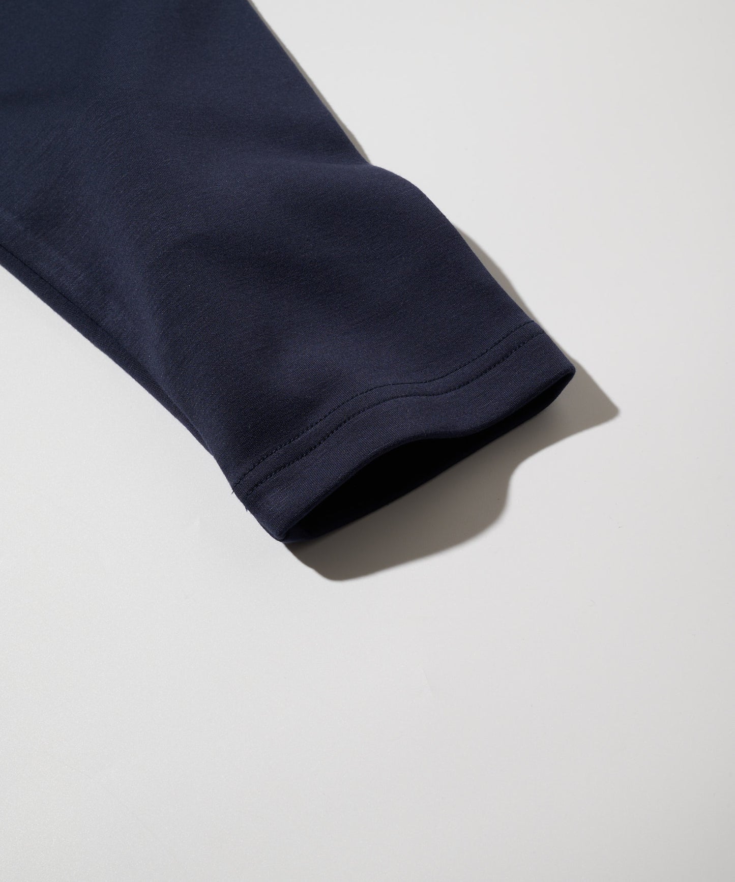 衿エンボスロゴ ワンピース