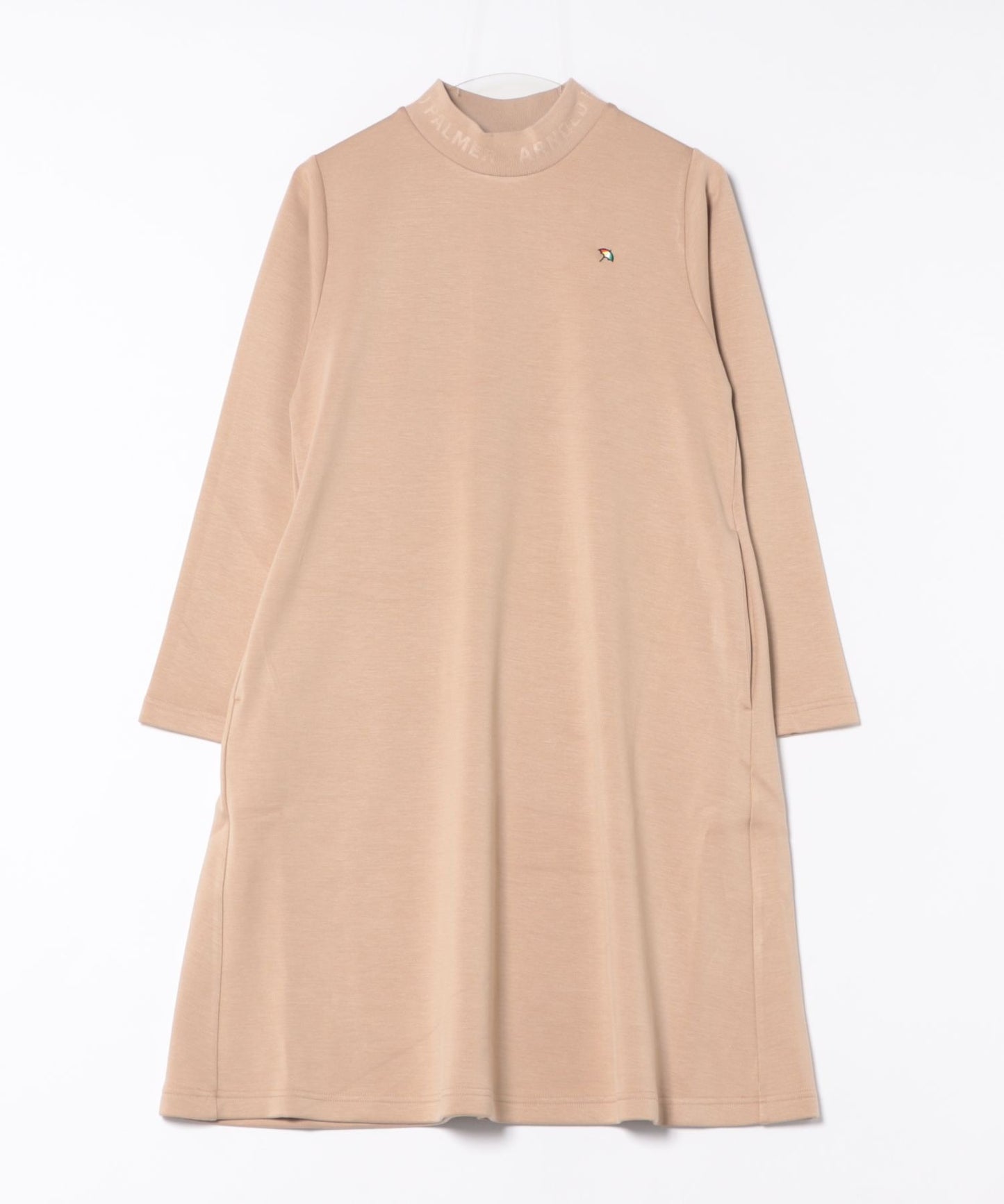 衿エンボスロゴ ワンピース