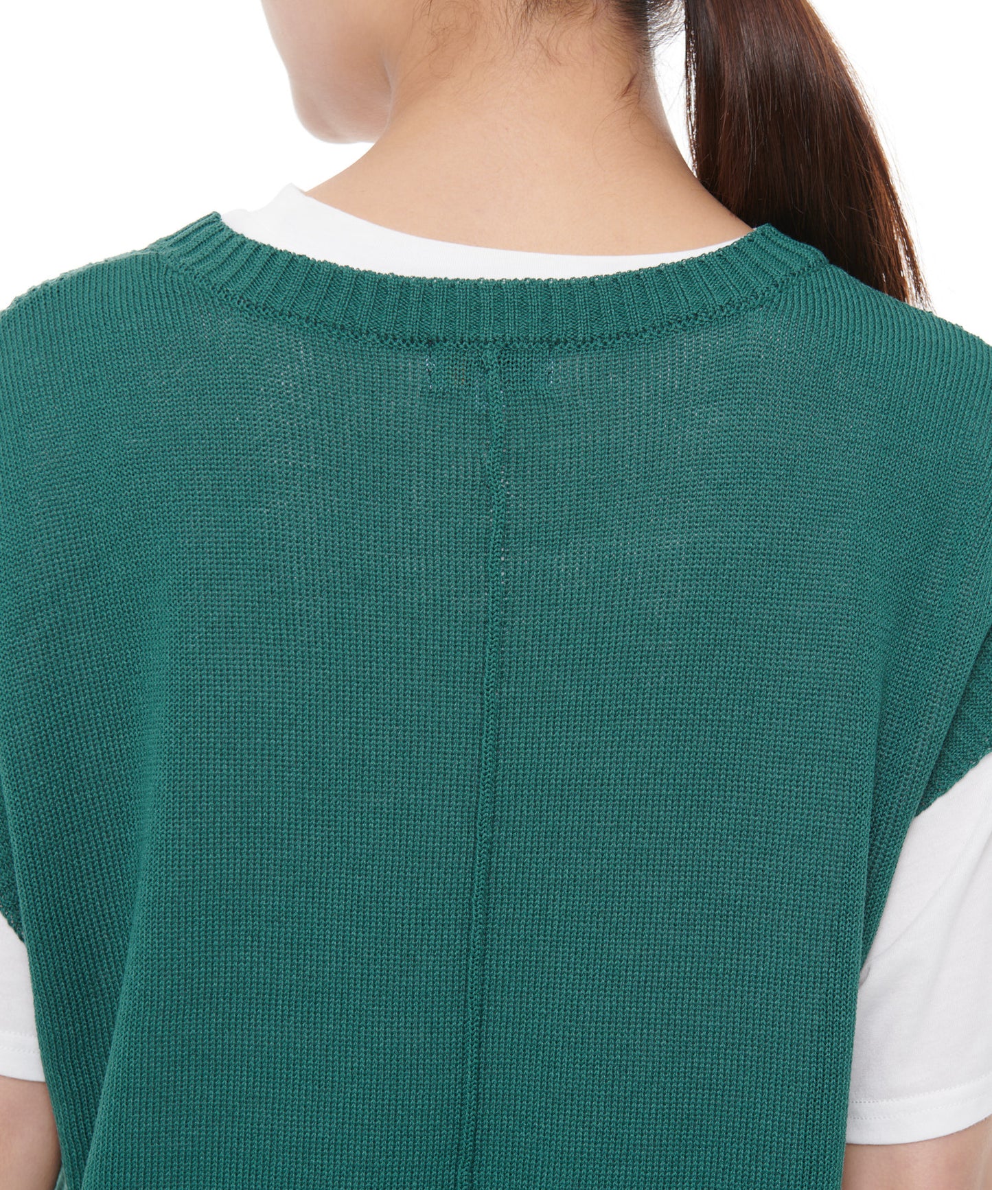 ニットベスト×ラウンドテールTシャツセット