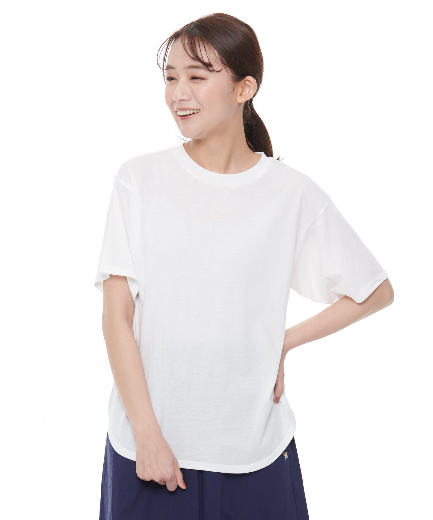 ニットベスト×ラウンドテールTシャツセット