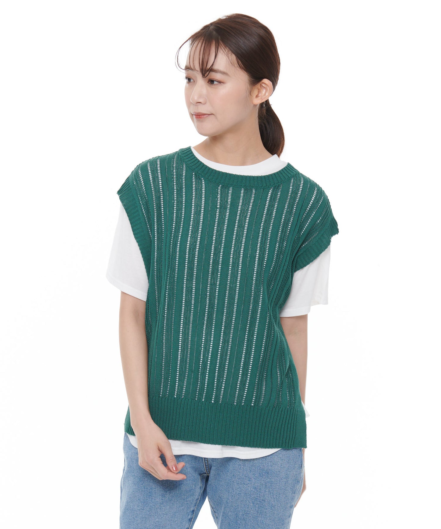 ニットベスト×ラウンドテールTシャツセット