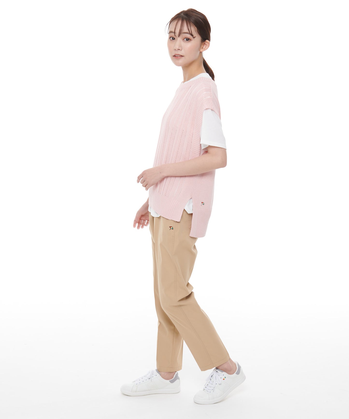 ニットベスト×ラウンドテールTシャツセット